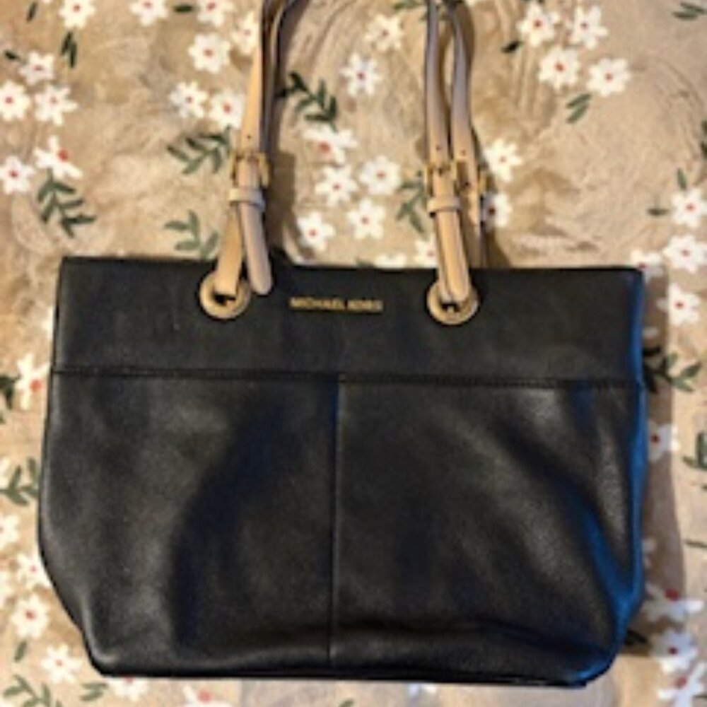 Michael Kors Bedford Women's Leather Tote Black Handbag